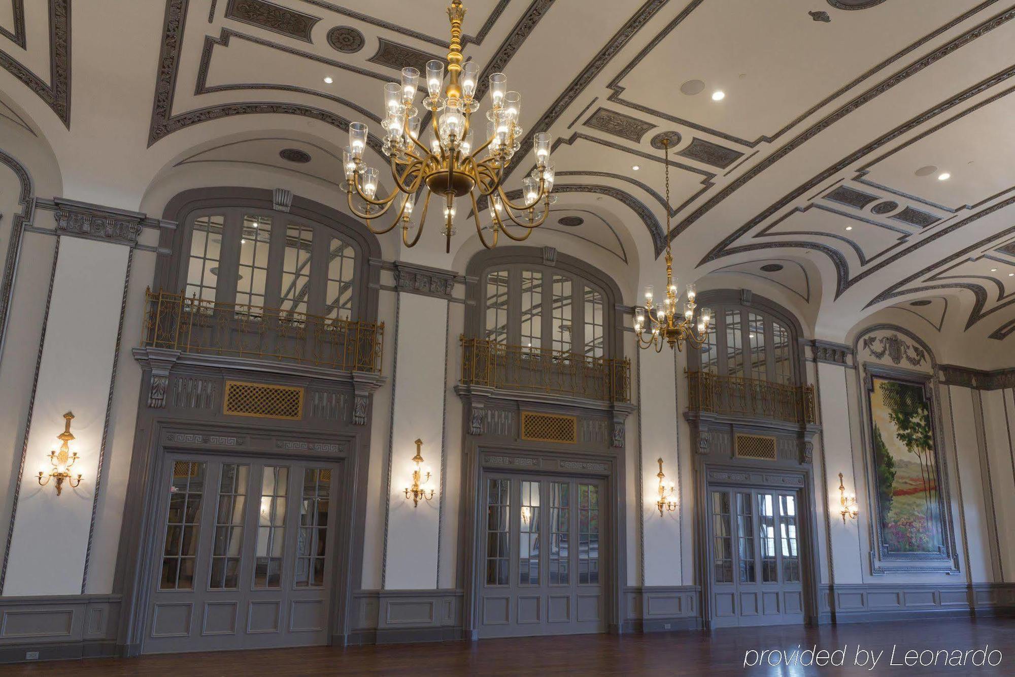The Tudor Arms Hotel Cleveland - A Doubletree By Hilton Ngoại thất bức ảnh